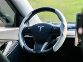 Tesla Model Y - Miniatura 20