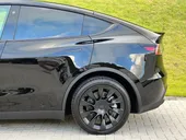 Tesla Model Y - Miniatura 5