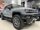 GMC Hummer EV Pickup - Miniatura 3