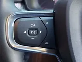 Volvo XC40 Recharge - Miniatura 12