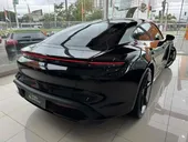 Porsche Taycan - Miniatura 5