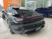 Porsche Taycan - Miniatura 6