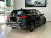 Lexus Ux 300e - Miniatura 2