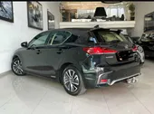 Lexus Ux 300e - Miniatura 3