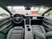 Porsche Taycan - Miniatura 4