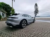 Porsche Taycan - Miniatura 6
