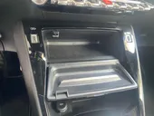 Peugeot E-208 - Miniatura 10