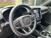 Volvo XC40 Recharge - Miniatura 2