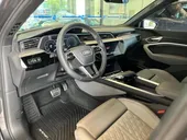Audi Q8 E-tron - Miniatura 10