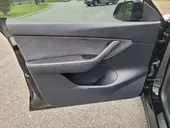 Tesla Model Y - Miniatura 8