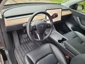Tesla Model Y - Miniatura 9