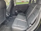 Tesla Model Y - Miniatura 11