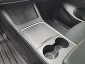 Tesla Model Y - Miniatura 15