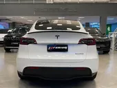 Tesla Model Y - Miniatura 10