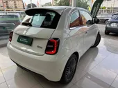 Fiat 500e - Miniatura 4