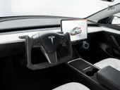 Tesla Model 3 - Miniatura 5