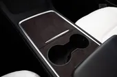 Tesla Model 3 - Miniatura 10