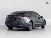 Tesla Model 3 - Miniatura 13