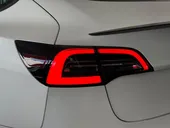 Tesla Model 3 - Miniatura 7