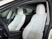 Tesla Model 3 - Miniatura 10