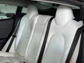 Tesla Model 3 - Miniatura 13
