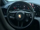 Porsche Taycan - Miniatura 12