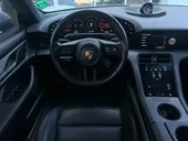 Porsche Taycan - Miniatura 16