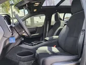 Volvo XC40 Recharge - Miniatura 10