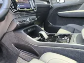 Volvo XC40 Recharge - Miniatura 8