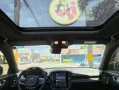 Volvo XC40 Recharge - Miniatura 12