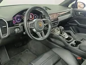 Porsche Cayenne E-hybrid - Miniatura 19