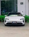 Porsche Taycan - Miniatura 5