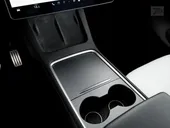 Tesla Model Y - Miniatura 9