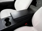 Tesla Model Y - Miniatura 12