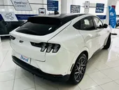 Ford Mustang Mach-e - Miniatura 5