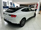 Ford Mustang Mach-e - Miniatura 7