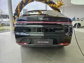 BYD King Dm-i Plug-in Hybrid - Miniatura 3