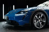 Porsche Taycan - Miniatura 2