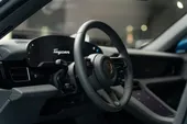 Porsche Taycan - Miniatura 10