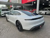 Porsche Taycan - Miniatura 4