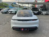 Porsche Taycan - Miniatura 5