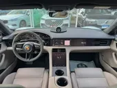 Porsche Taycan - Miniatura 9