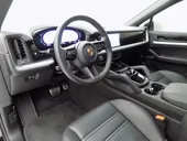 Porsche Cayenne S E-hybrid - Miniatura 11
