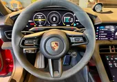 Porsche Taycan - Miniatura 14