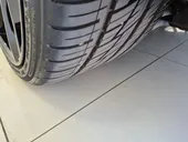 Porsche Taycan - Miniatura 11