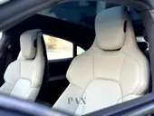 Porsche Taycan - Miniatura 13