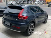 Volvo XC40 Recharge Plug-in Hybrid - Miniatura 2