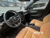 Volvo XC40 Recharge Plug-in Hybrid - Miniatura 3