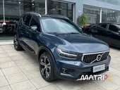 Volvo XC40 Recharge Plug-in Hybrid - Miniatura 5