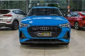 Audi E-tron - Miniatura 4
